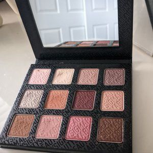 Sigma Warm Neutrals Eyeshadow Palette. 12 shades.